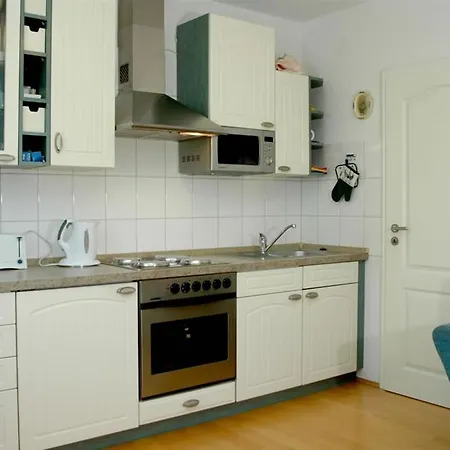 Ferien-domizil-schneider Apartment